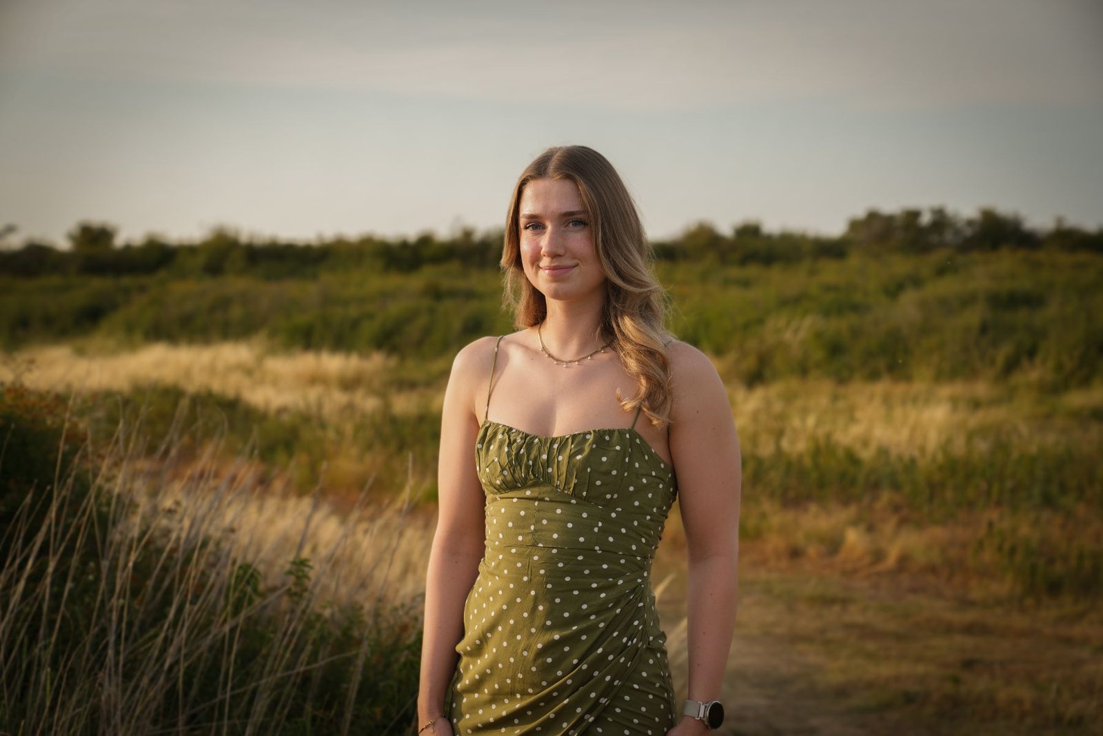 Portret van een vrouw bij golden hour
